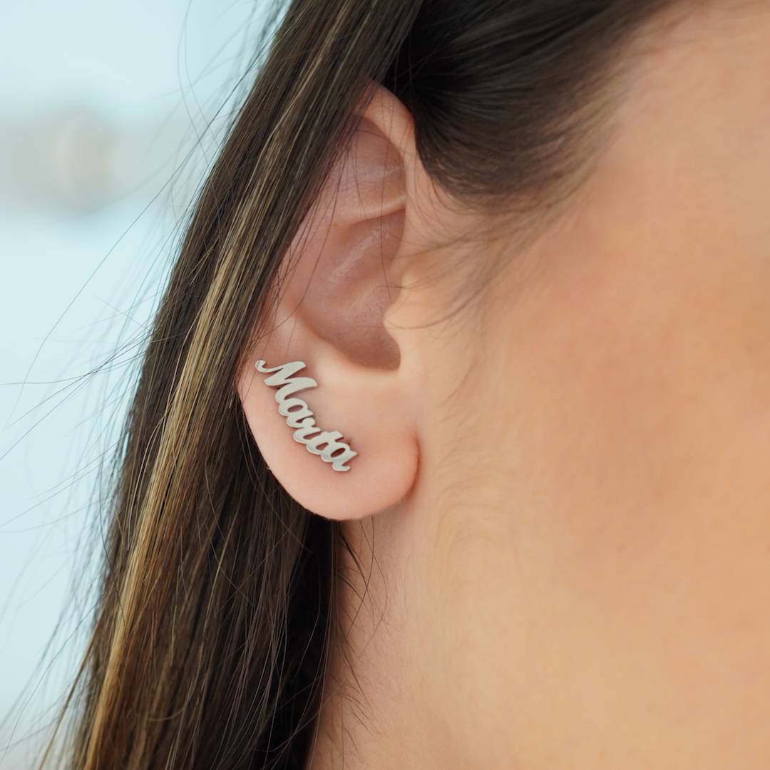 Earrings with personalized name